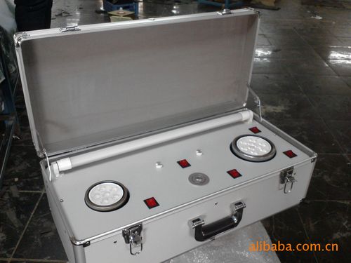 专利产品 仿冒必究 LED节能灯具展示箱——为专业展示而生
